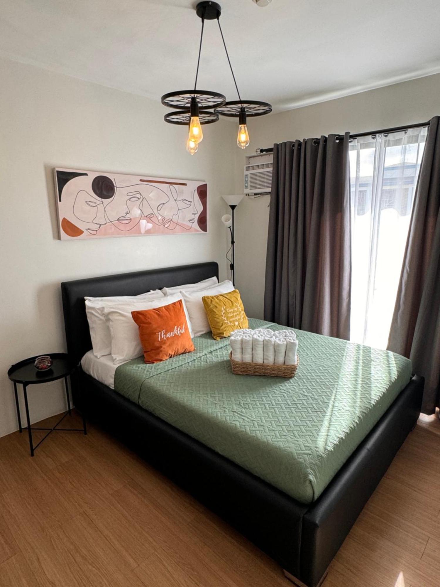 Cozyvilla At Pine Suites Tagaytay 2Br Or Studio With Free Parking 2Br In Basement Parking And Studio In Offsite Parking 따가이따이 외부 사진