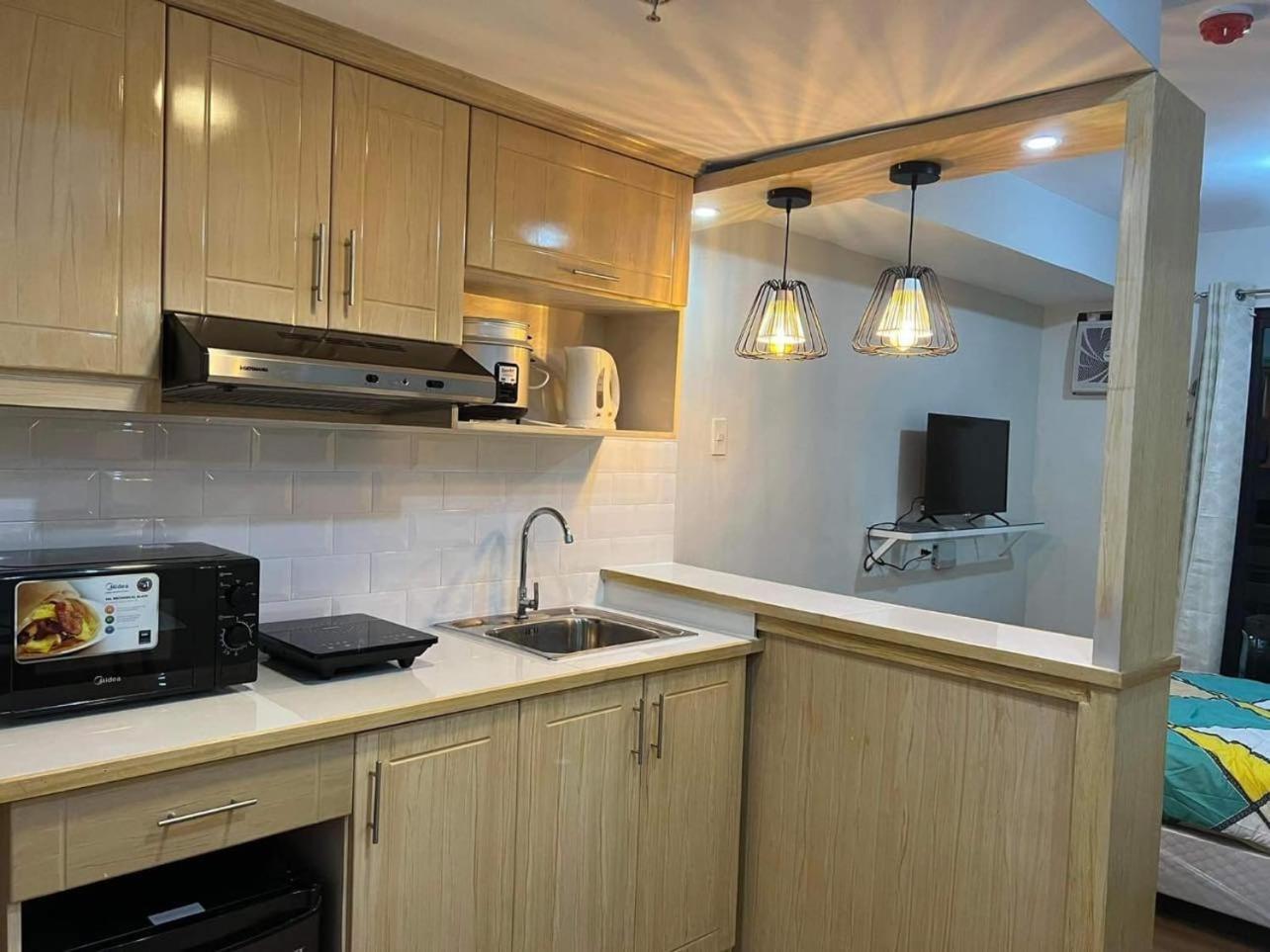 Cozyvilla At Pine Suites Tagaytay 2Br Or Studio With Free Parking 2Br In Basement Parking And Studio In Offsite Parking 따가이따이 외부 사진